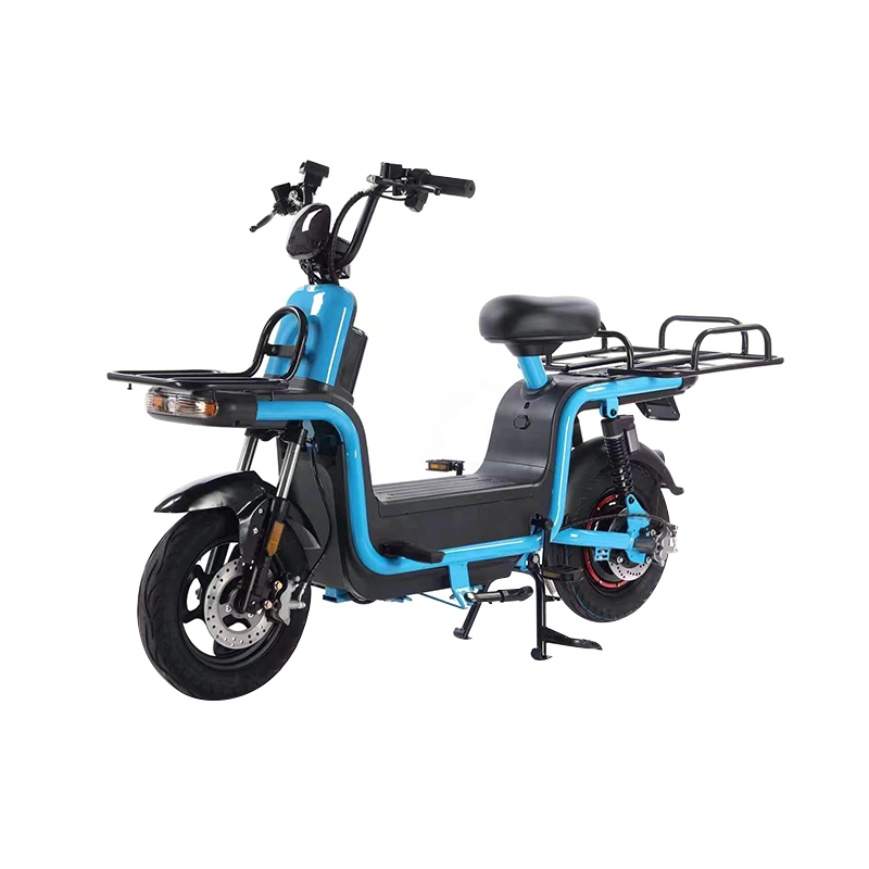 Hvordan er vektfordelingen og tyngdepunktet til denne elektriske motorsykkelen sammenlignet med tilsvarende ICE-motorsykler?